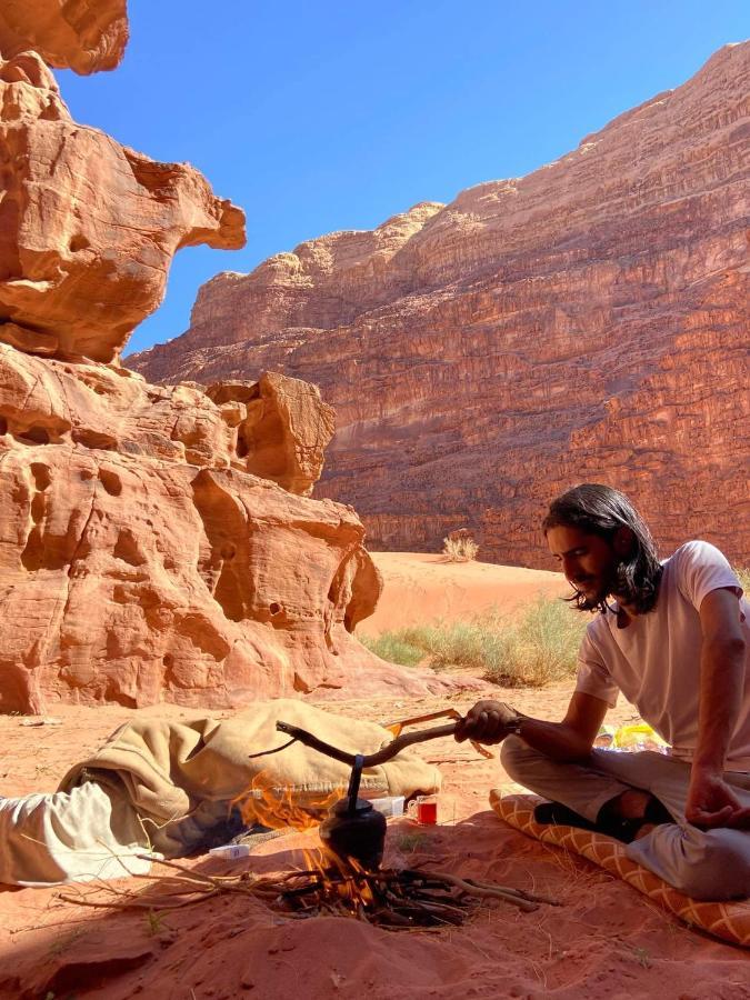 Rotana Camp Hotell Wadi Rum Exteriör bild