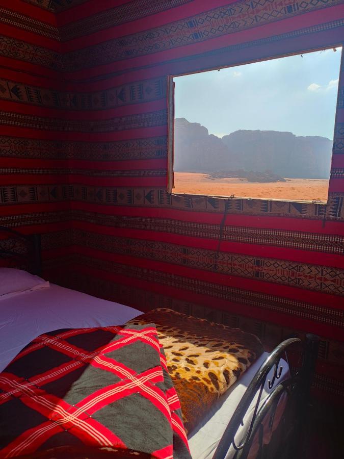 Rotana Camp Hotell Wadi Rum Exteriör bild
