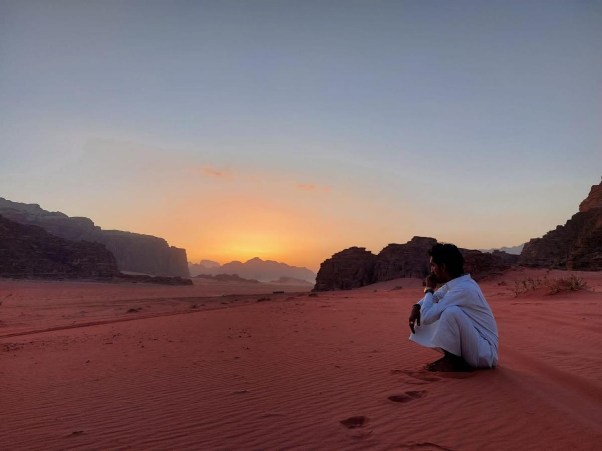 Rotana Camp Hotell Wadi Rum Exteriör bild