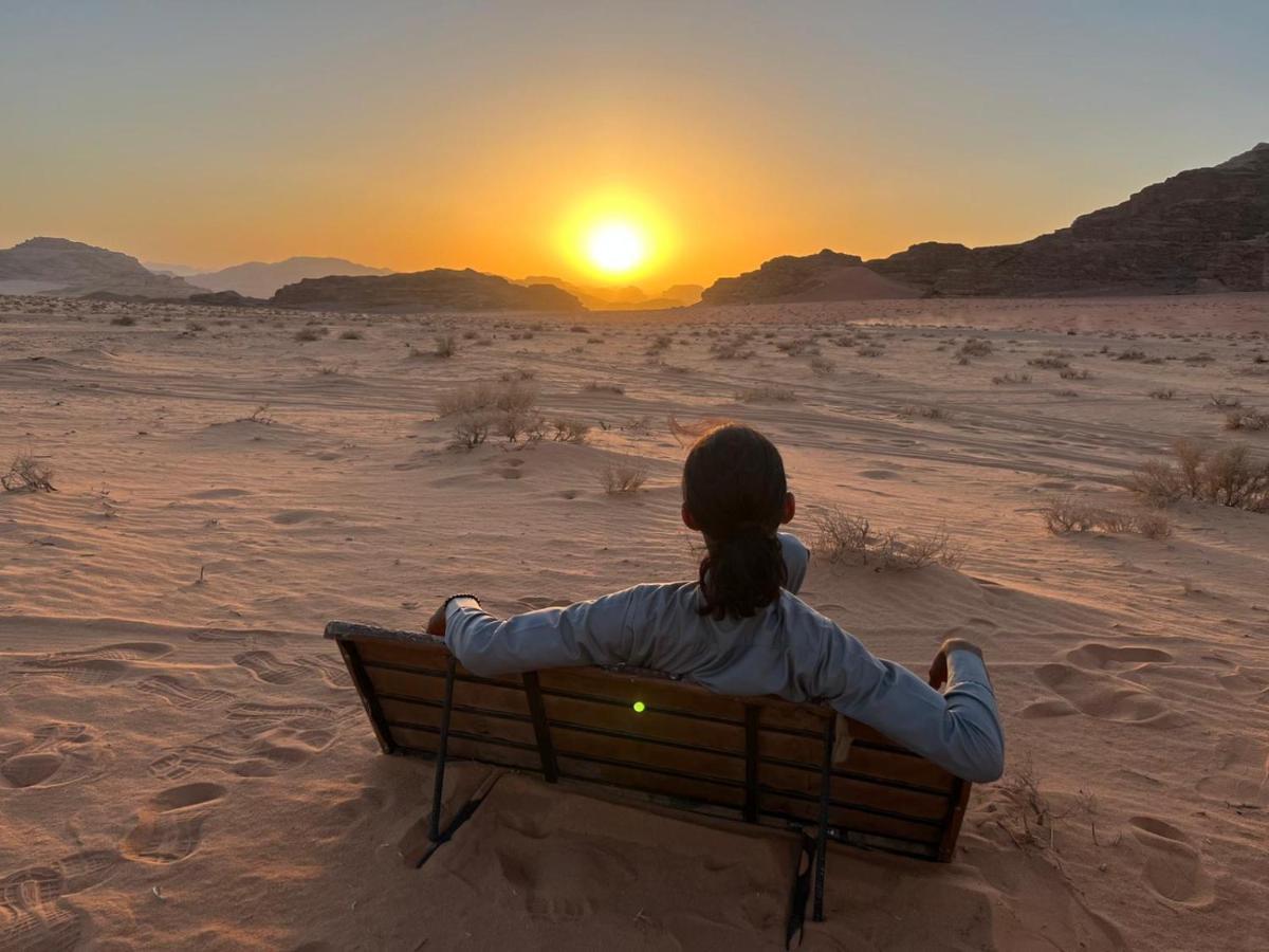 Rotana Camp Hotell Wadi Rum Exteriör bild