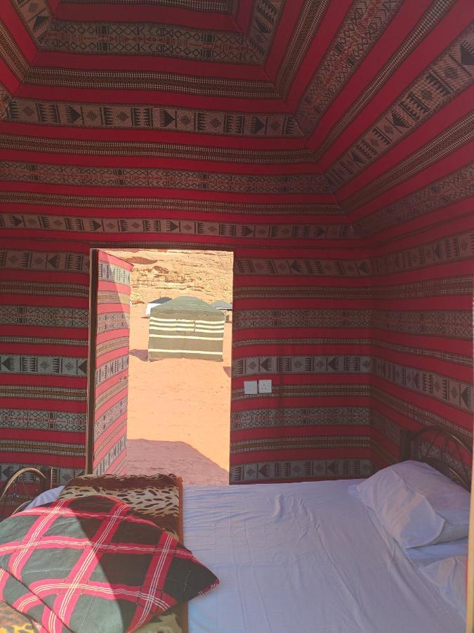 Rotana Camp Hotell Wadi Rum Exteriör bild