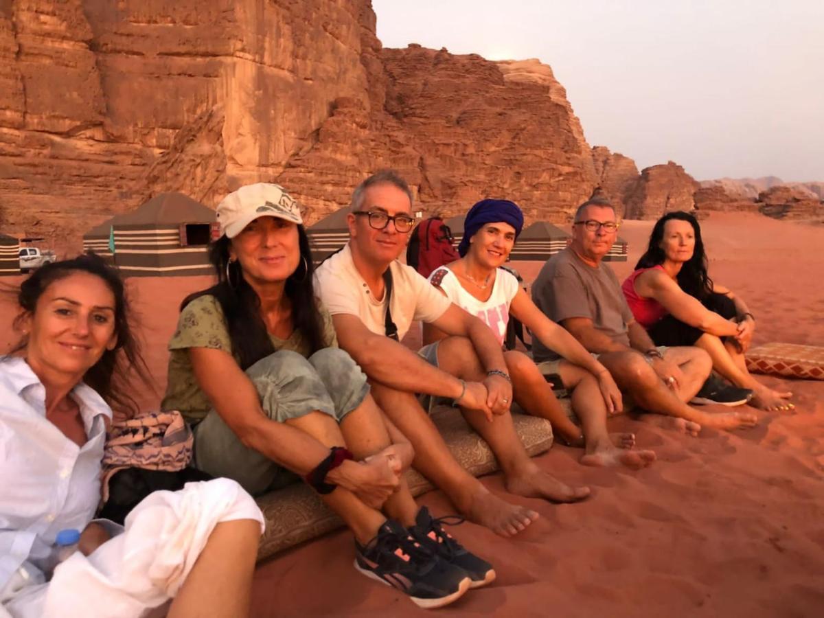 Rotana Camp Hotell Wadi Rum Exteriör bild